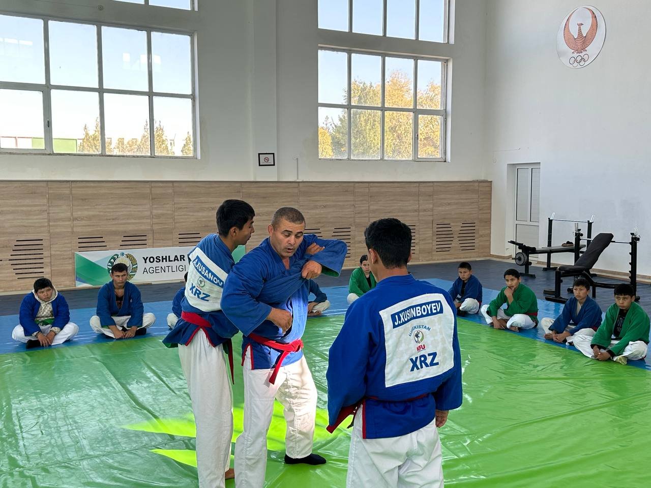 Kurash bo‘yicha mahorat darsi va trening mashg‘uloti tashkil etildi